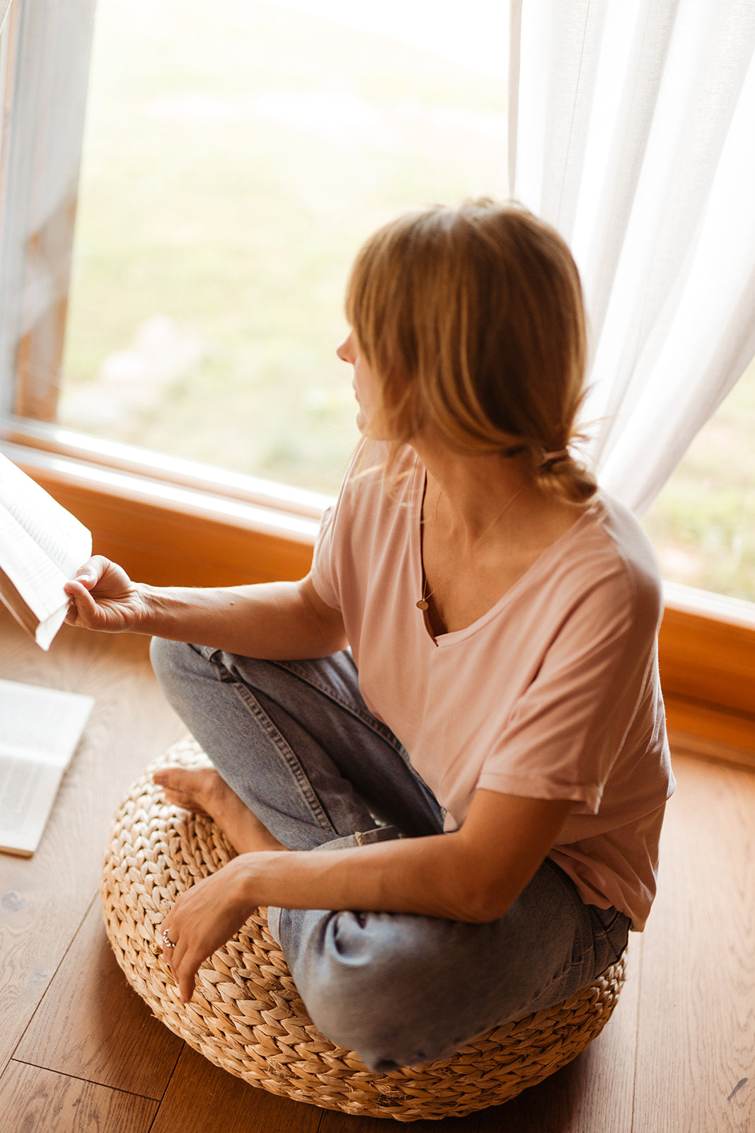 Ultra-Soft Nursing T-Shirt – Bamboo Viscose | Deep V-Neck for Easy Breastfeeding