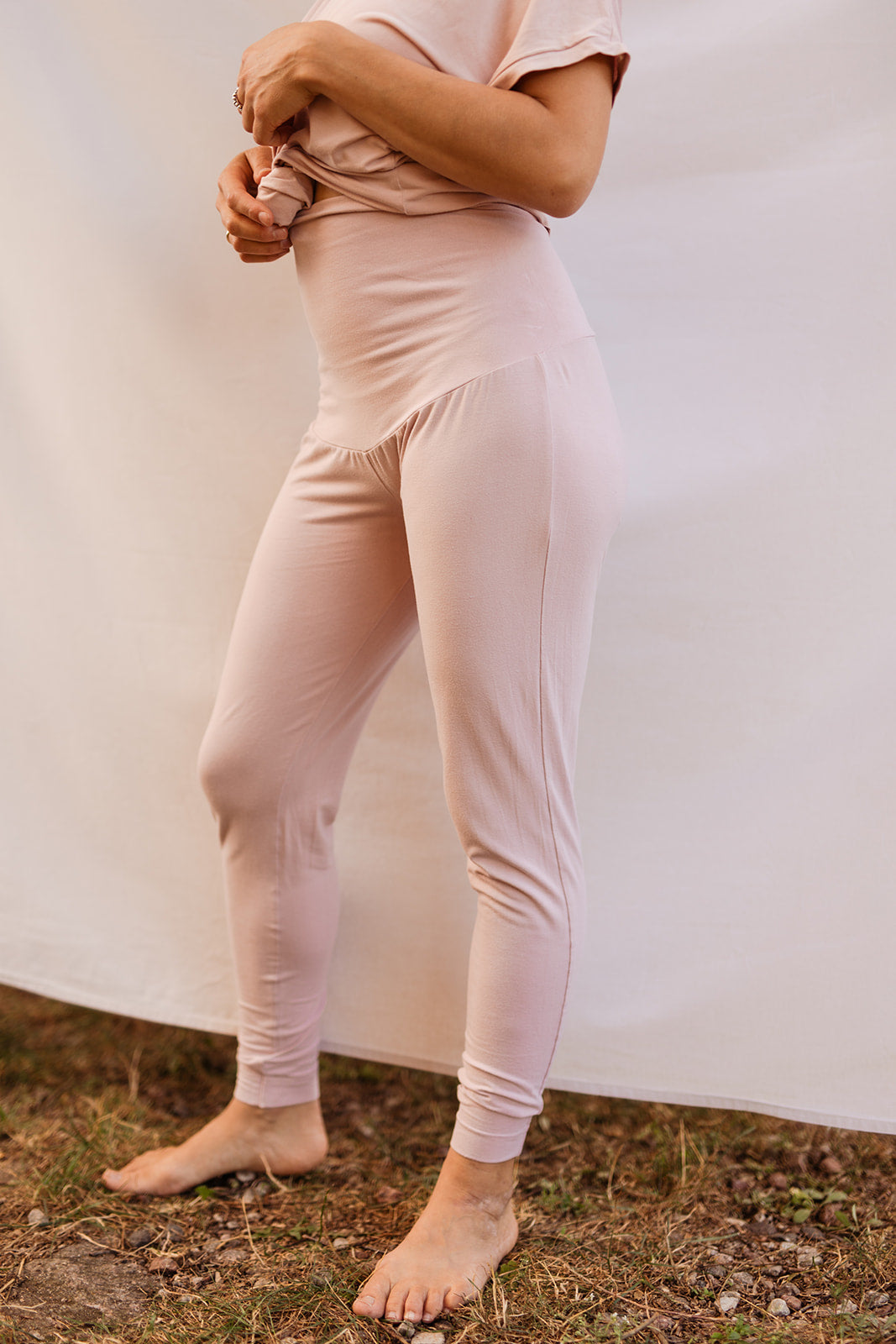 Ultra-Soft Lounge Pants – Bamboo Viscose | Adaptive High Waist for Pregnancy & Beyond