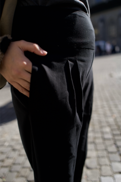 Maternity & Postpartum Office Pants | Adaptive Lyocell Waistband